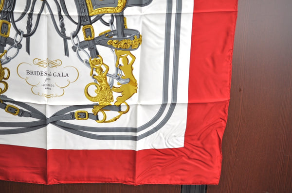 Authentic HERMES Carre 90 Scarf "BRIDES de GALA par" Silk Red Box K8424