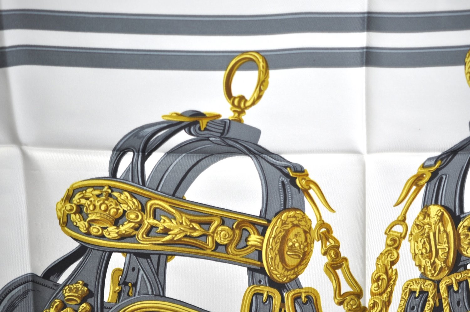 Authentic HERMES Carre 90 Scarf 