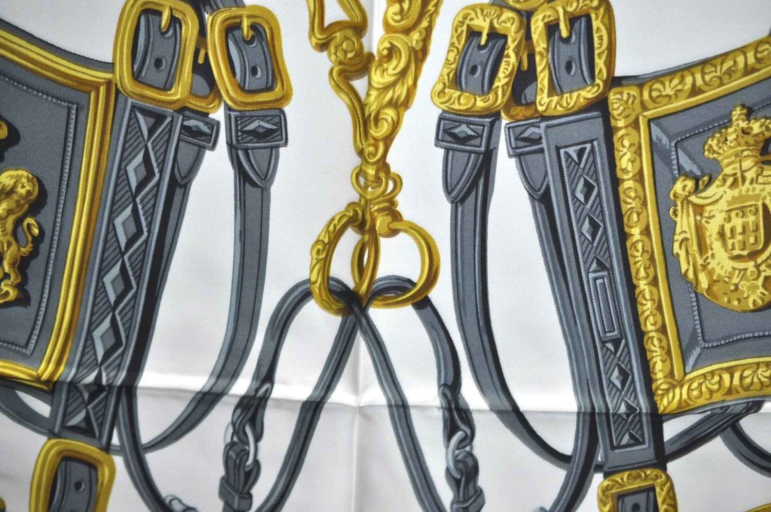 Authentic HERMES Carre 90 Scarf 