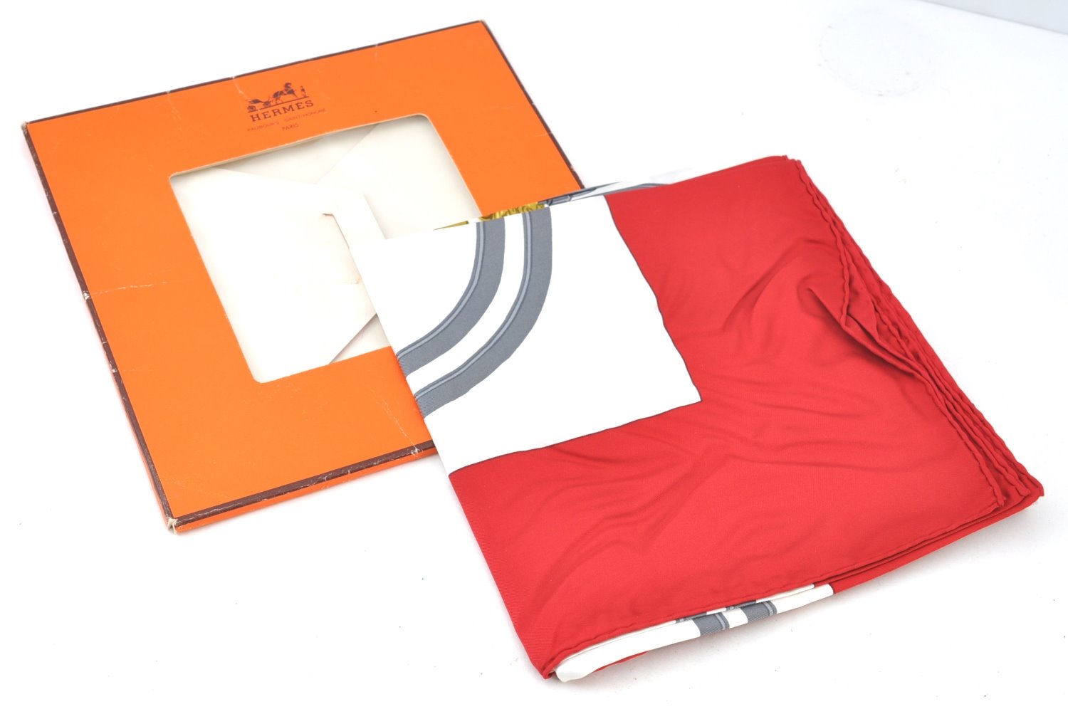 Authentic HERMES Carre 90 Scarf 