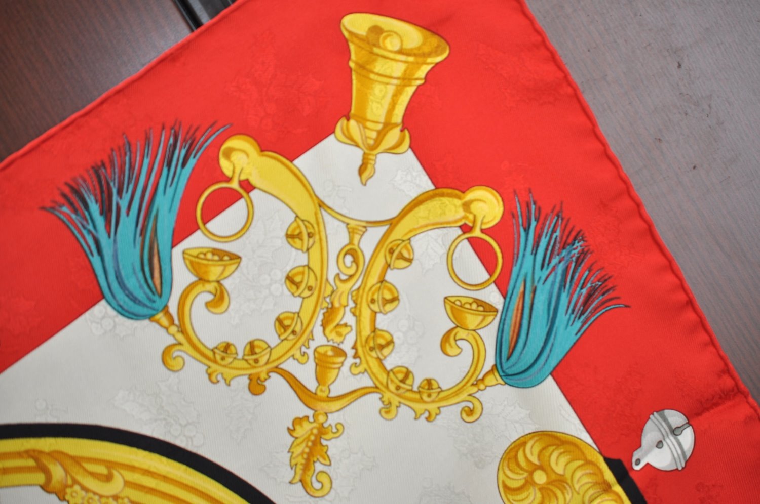 Authentic HERMES Carre 90 Scarf 