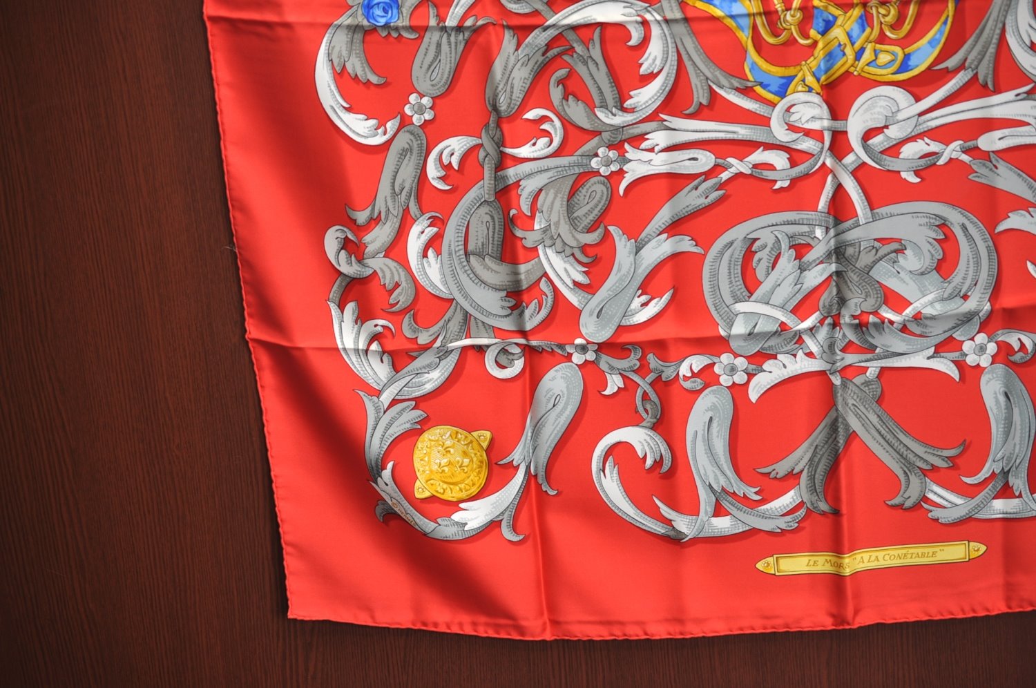 Authentic HERMES Carre 90 Scarf 