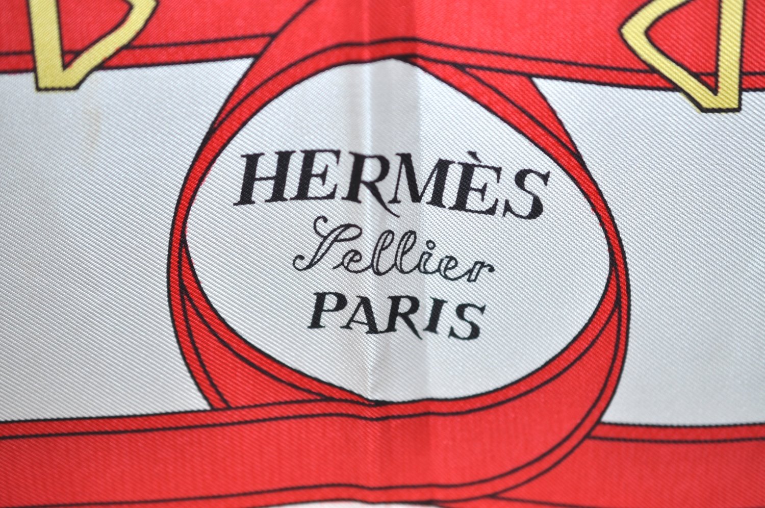 Authentic HERMES Carre 90 Scarf 