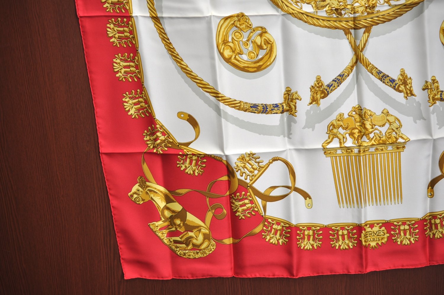 Authentic HERMES Carre 90 Scarf 