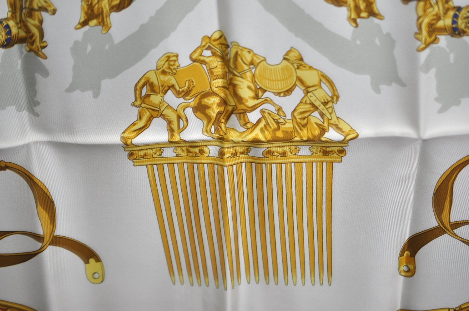 Authentic HERMES Carre 90 Scarf 