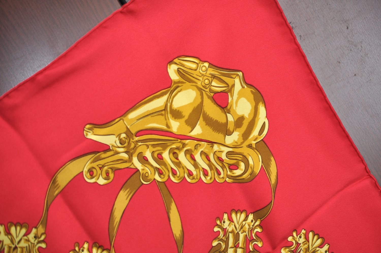 Authentic HERMES Carre 90 Scarf 