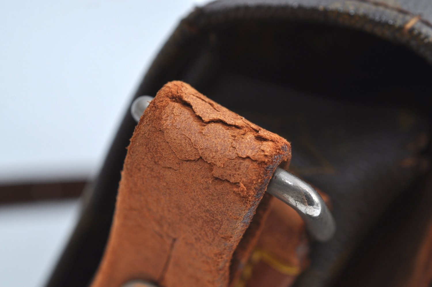 Auth Louis Vuitton Monogram Cartouchiere GM Shoulder Cross Bag Old Model K8443