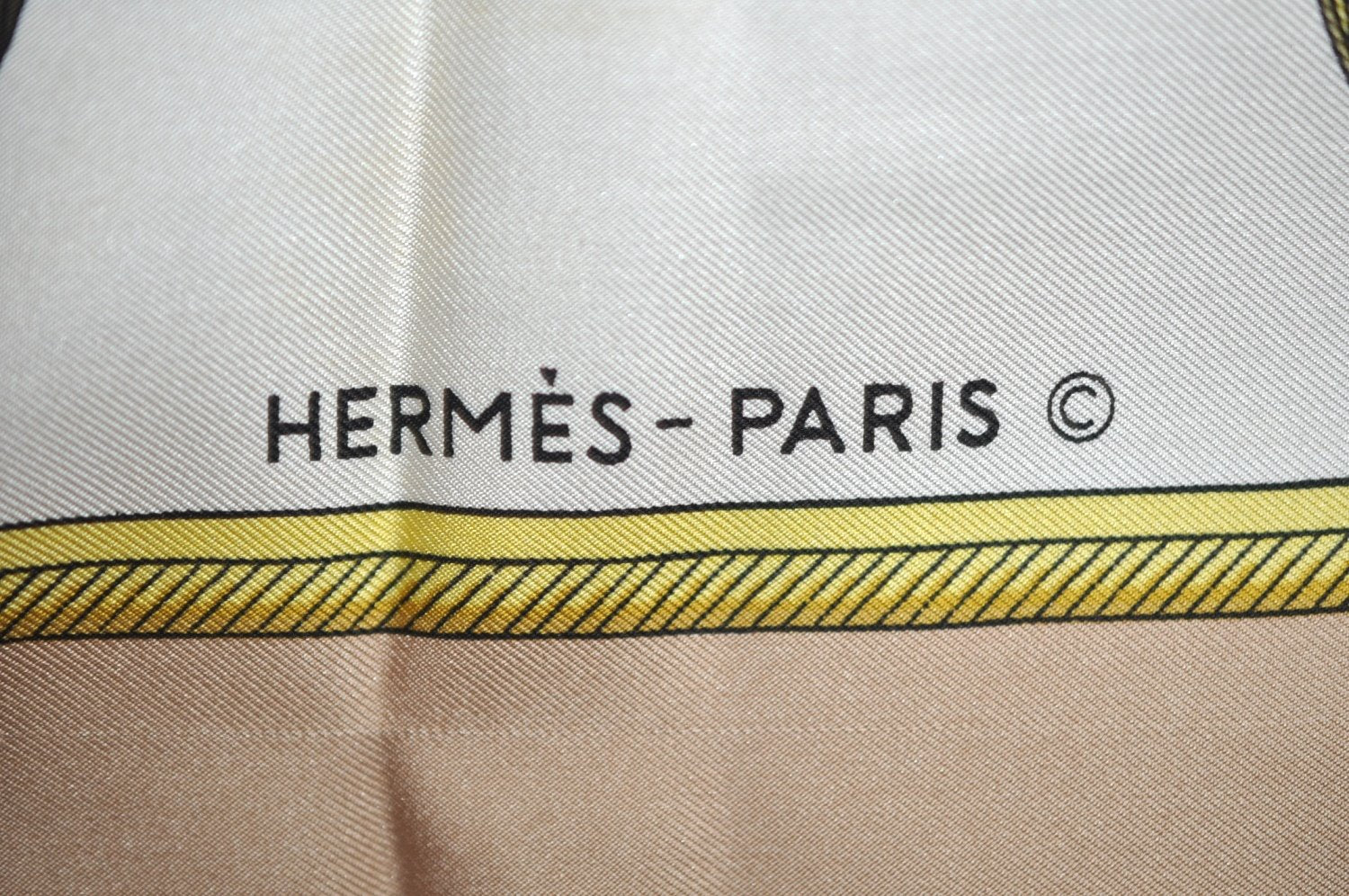 Authentic HERMES Carre 90 Scarf 