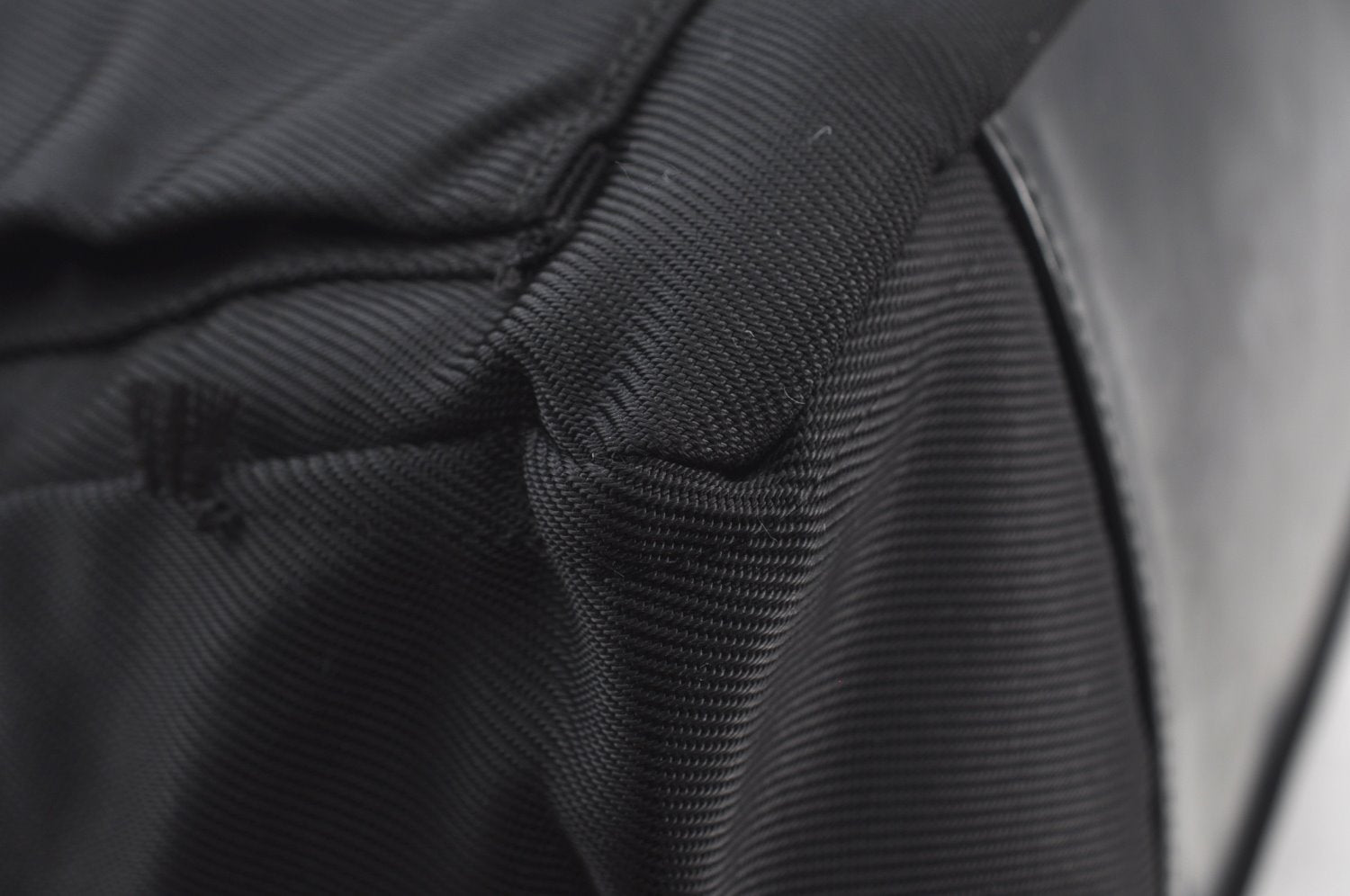 Authentic GUCCI Bamboo 2Way Shoulder Hand Bag Purse Nylon Leather Black K8446