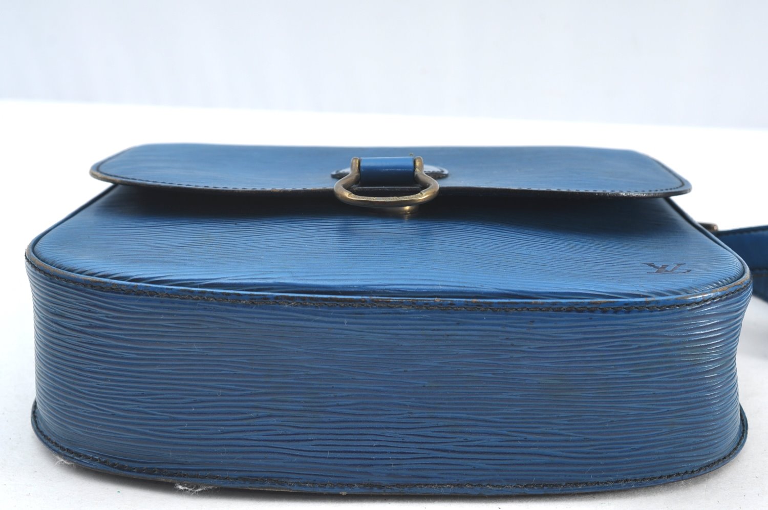 Auth Louis Vuitton Epi Saint Cloud GM Shoulder Cross Body Bag M52195 Blue K8448