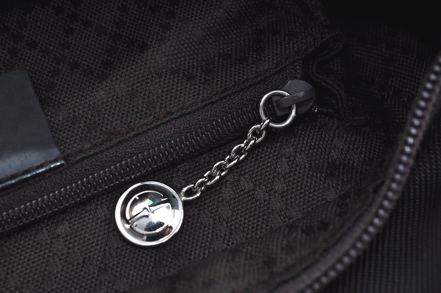 Authentic GUCCI Bamboo Vintage Shoulder Hand Bag Purse Nylon Leather Brown K8450