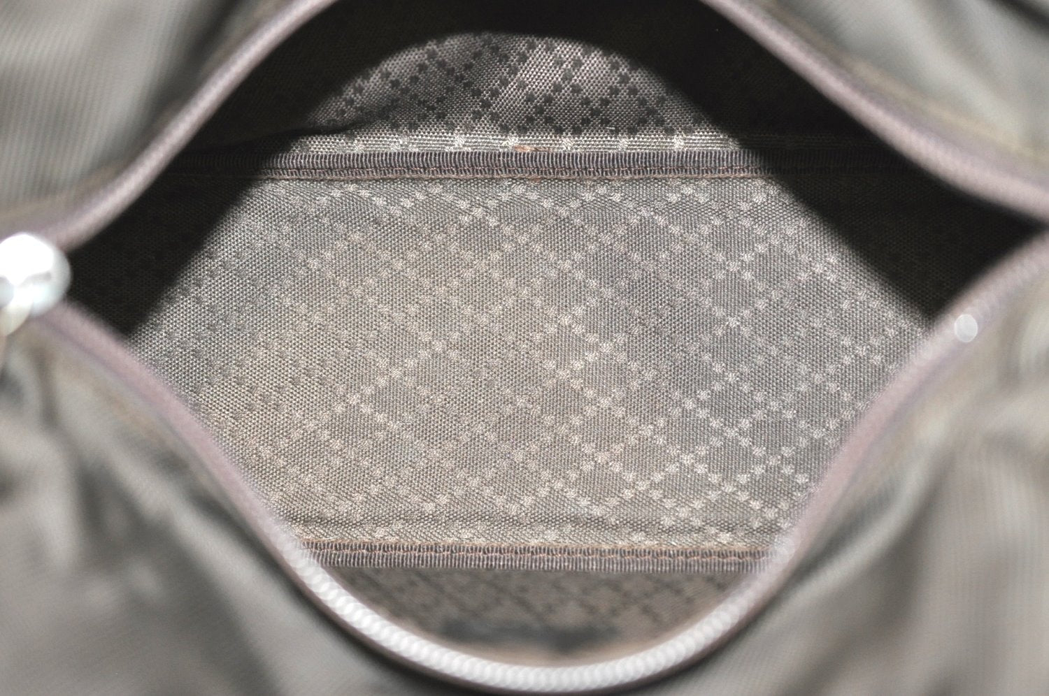 Authentic GUCCI Bamboo Vintage Shoulder Hand Bag Purse Nylon Leather Brown K8450