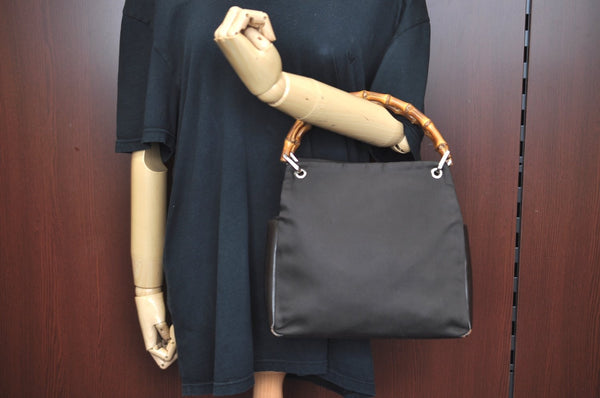 Authentic GUCCI Bamboo Vintage Shoulder Hand Bag Purse Nylon Leather Brown K8450