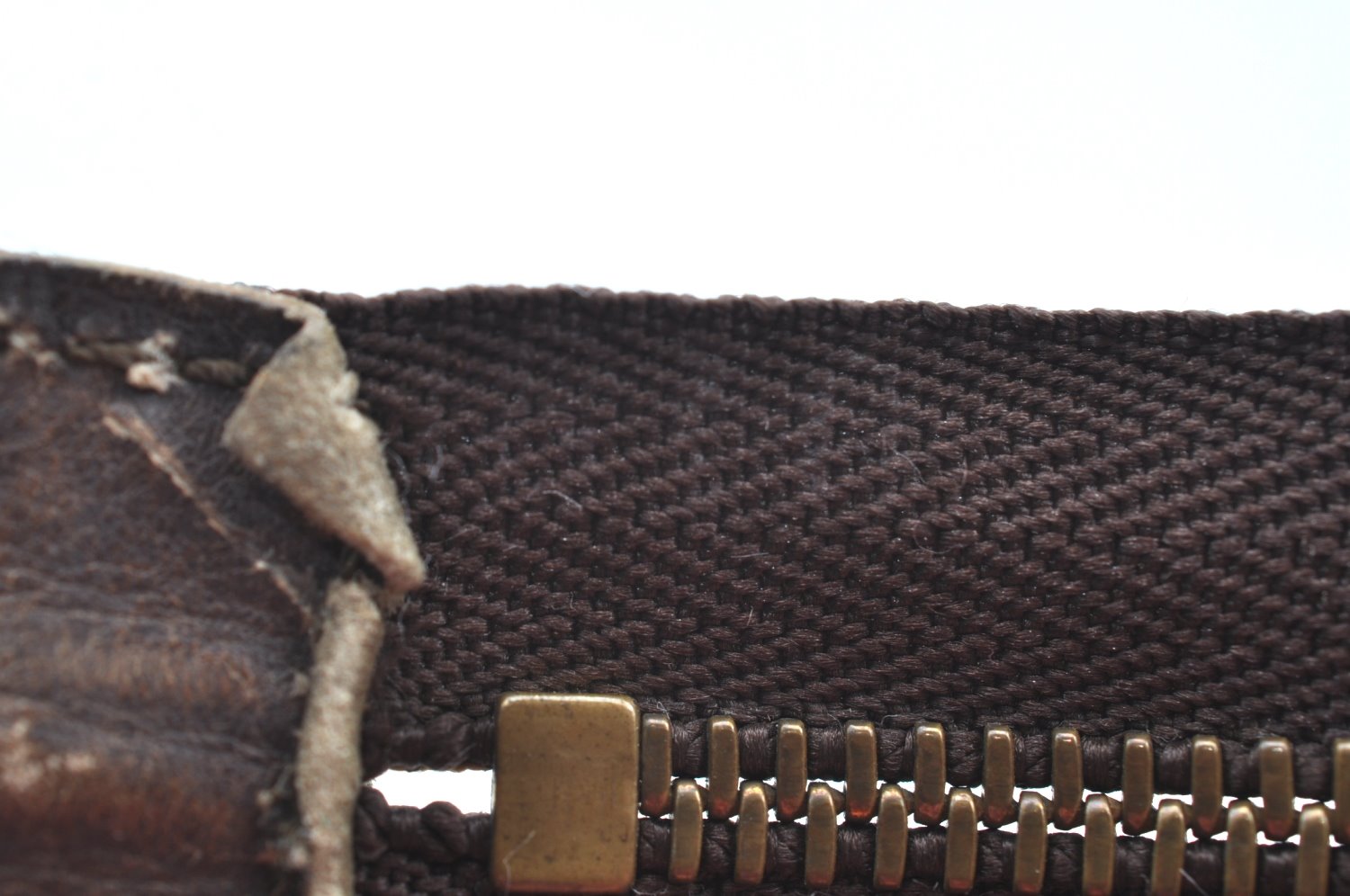 Auth Louis Vuitton Monogram Poche Toilette 26 Cosmetics Pouch Old Model LV K8452