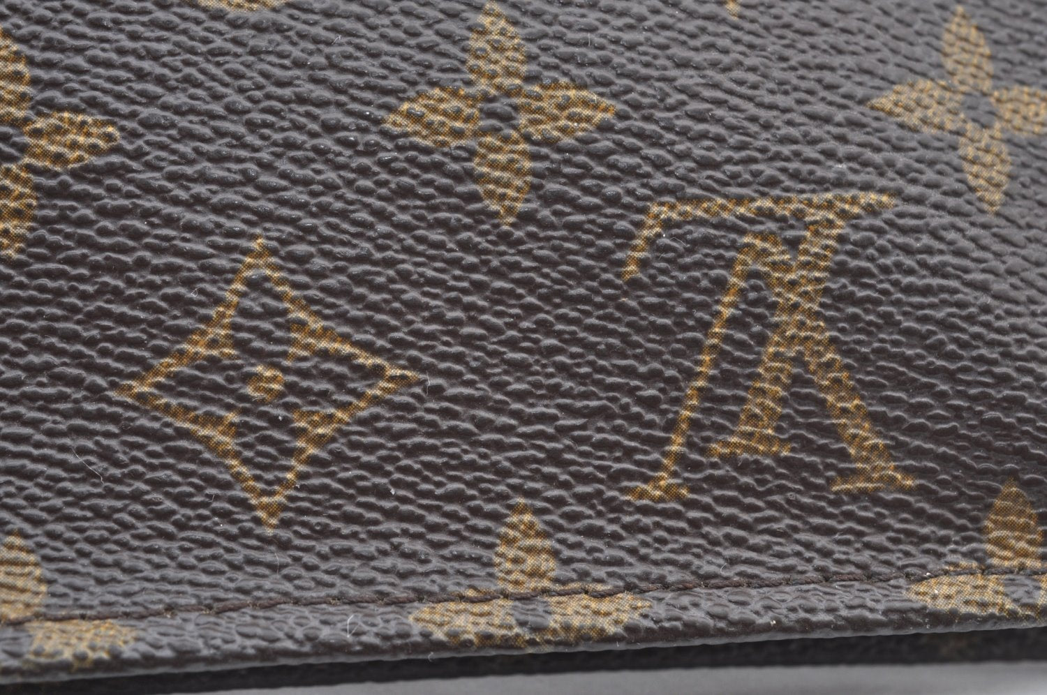 Authentic Louis Vuitton Monogram Poche Toilette 15 M47546 Cosmetics Pouch K8464