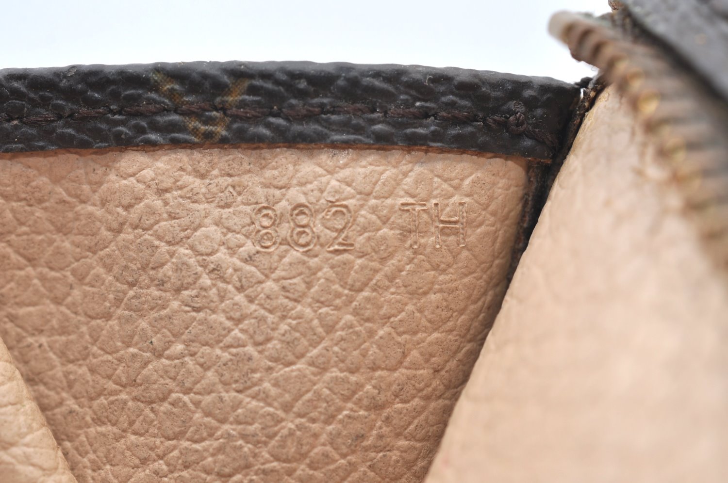 Authentic Louis Vuitton Monogram Poche Toilette 15 M47546 Cosmetics Pouch K8464