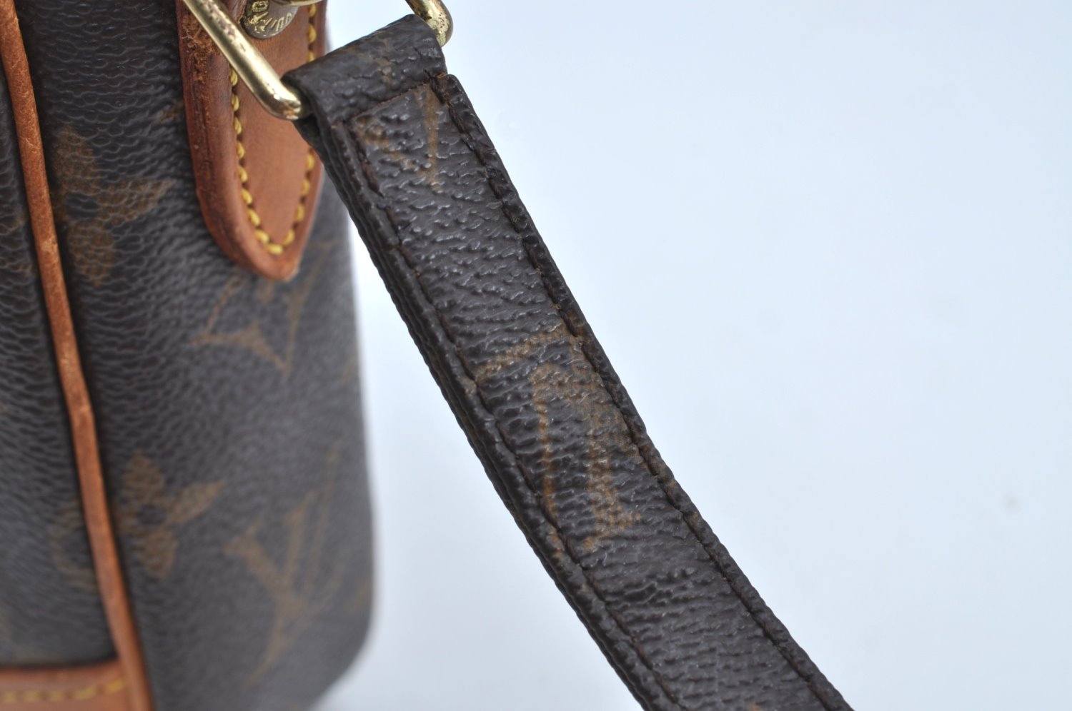 Auth Louis Vuitton Monogram Danube Shoulder Cross Body Bag M45266 LV Junk K8470