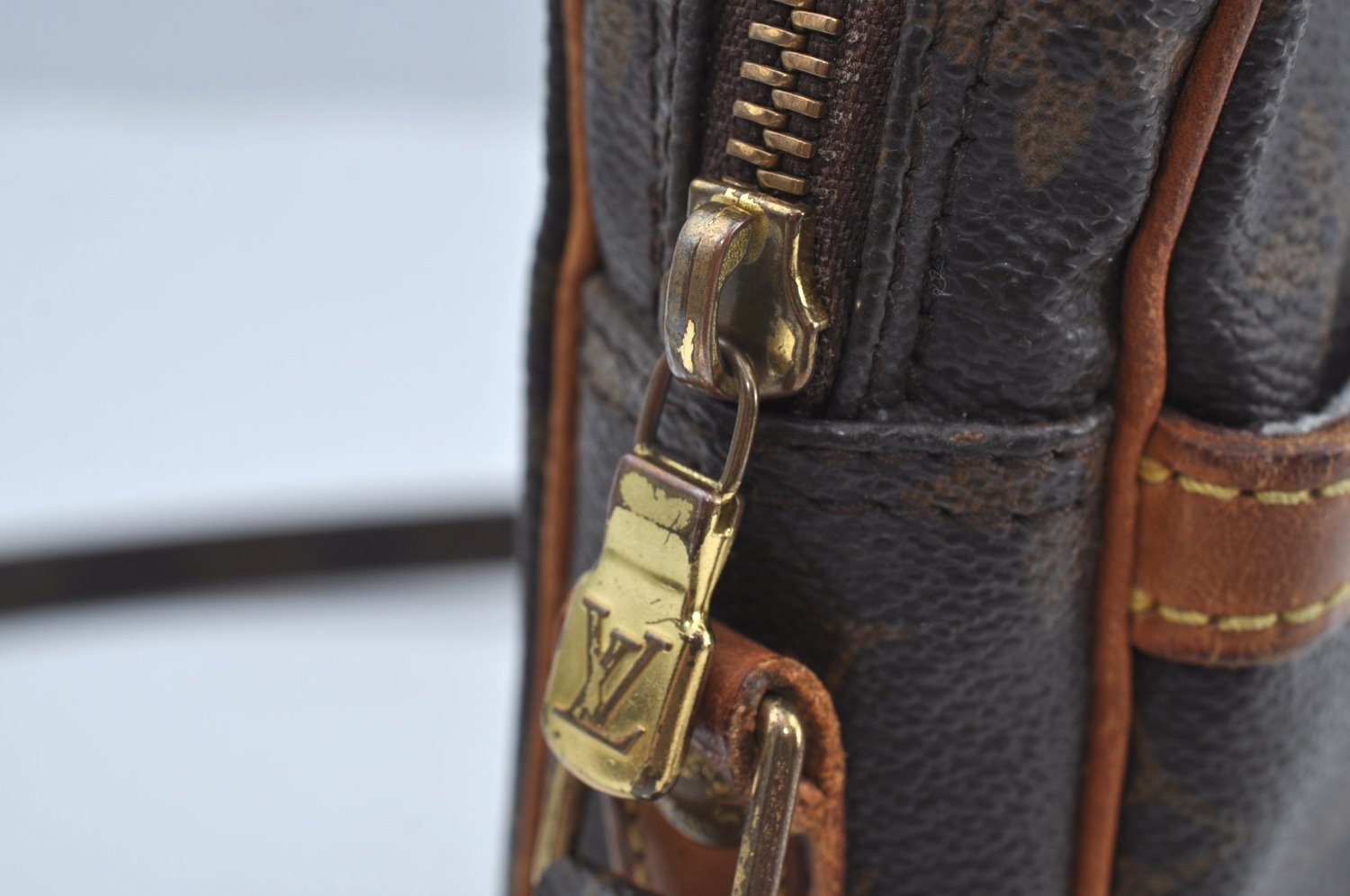 Auth Louis Vuitton Monogram Danube Shoulder Cross Body Bag M45266 LV Junk K8470