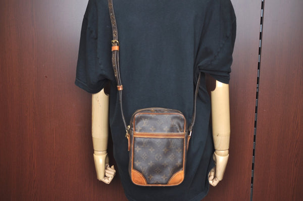 Auth Louis Vuitton Monogram Danube Shoulder Cross Body Bag M45266 LV Junk K8470