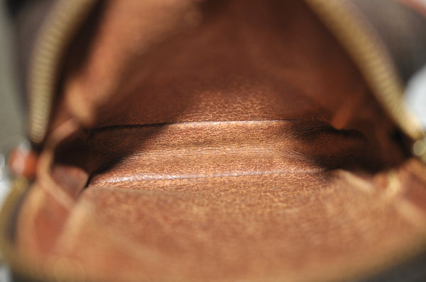 Auth Louis Vuitton Monogram Mini Poche Danube Shoulder Cross Bag Old Model K8471