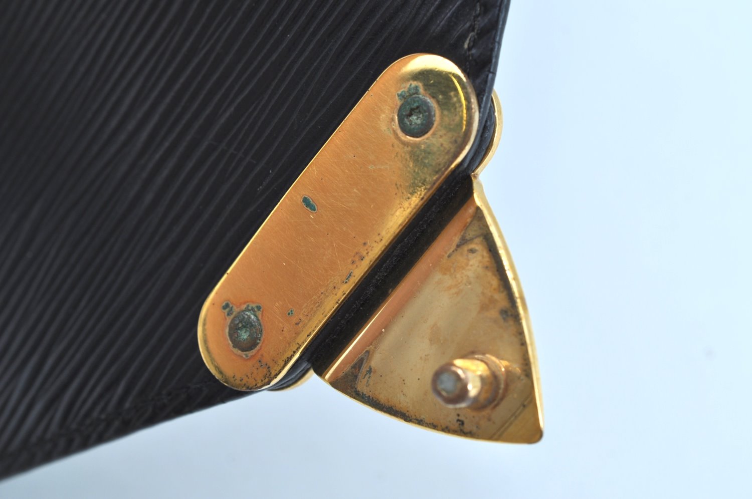 Auth Louis Vuitton Epi Pochette Sellier Dragonne Clutch Bag M52612 Black K8491