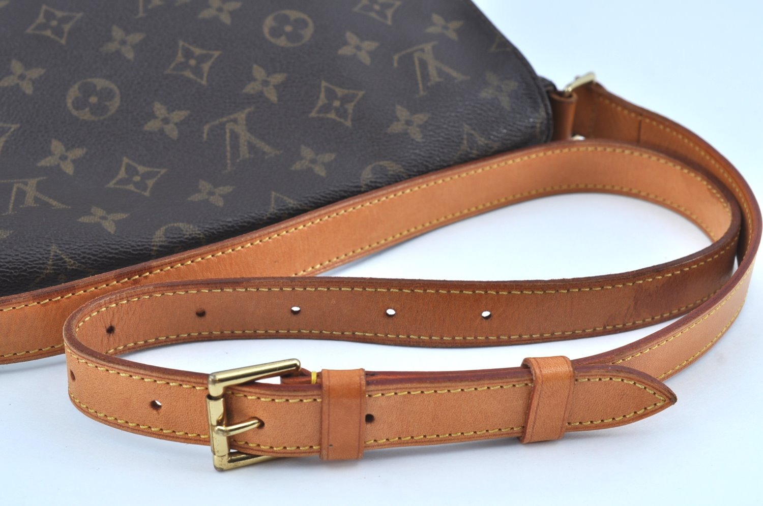 Authentic Louis Vuitton Monogram Musette Shoulder Cross Body Bag M51256 LV K8494