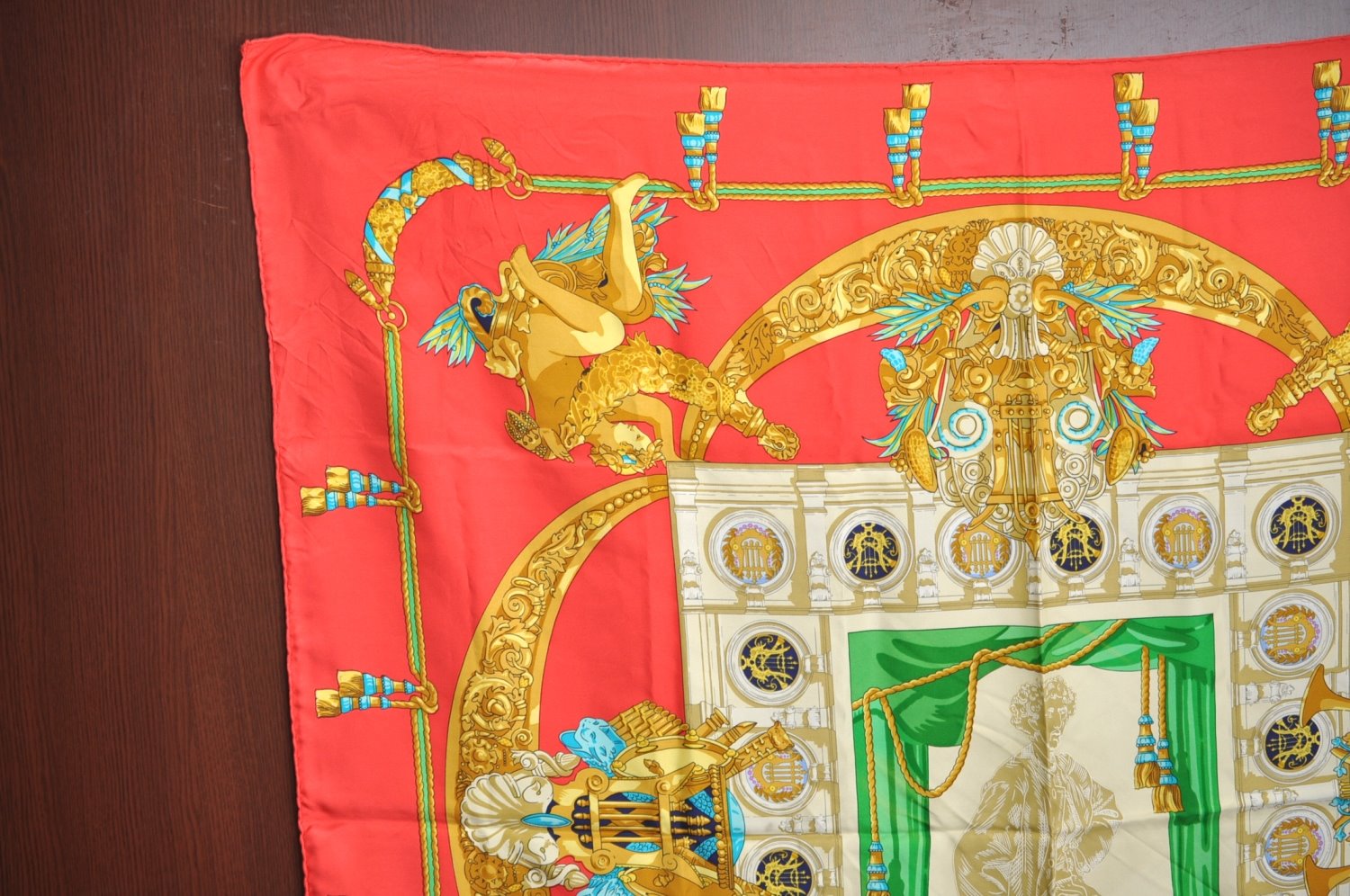 Authentic HERMES Carre 90 Scarf 