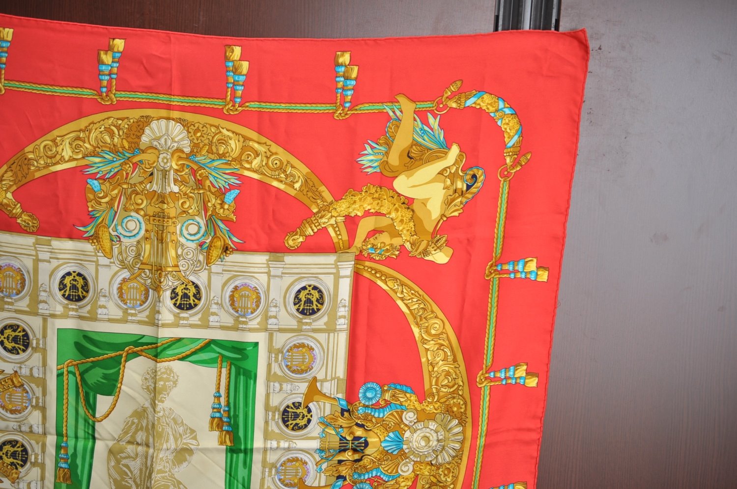 Authentic HERMES Carre 90 Scarf 