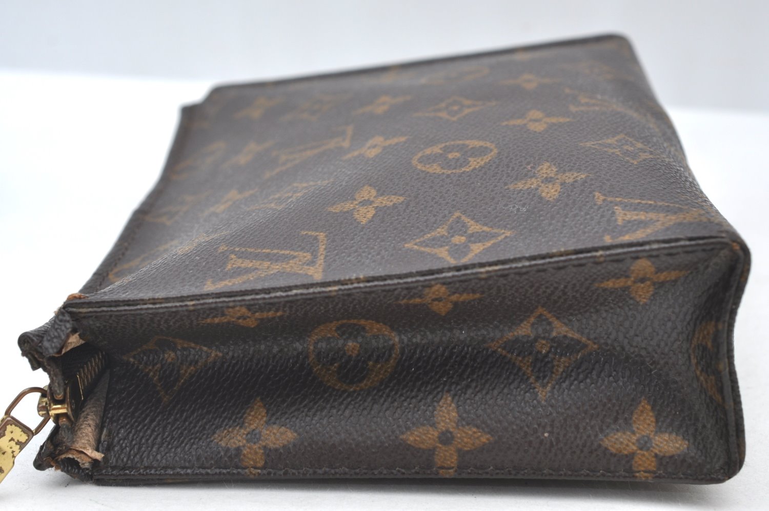 Authentic Louis Vuitton Monogram Poche Toilette 19 M47544 Cosmetics Pouch K8496
