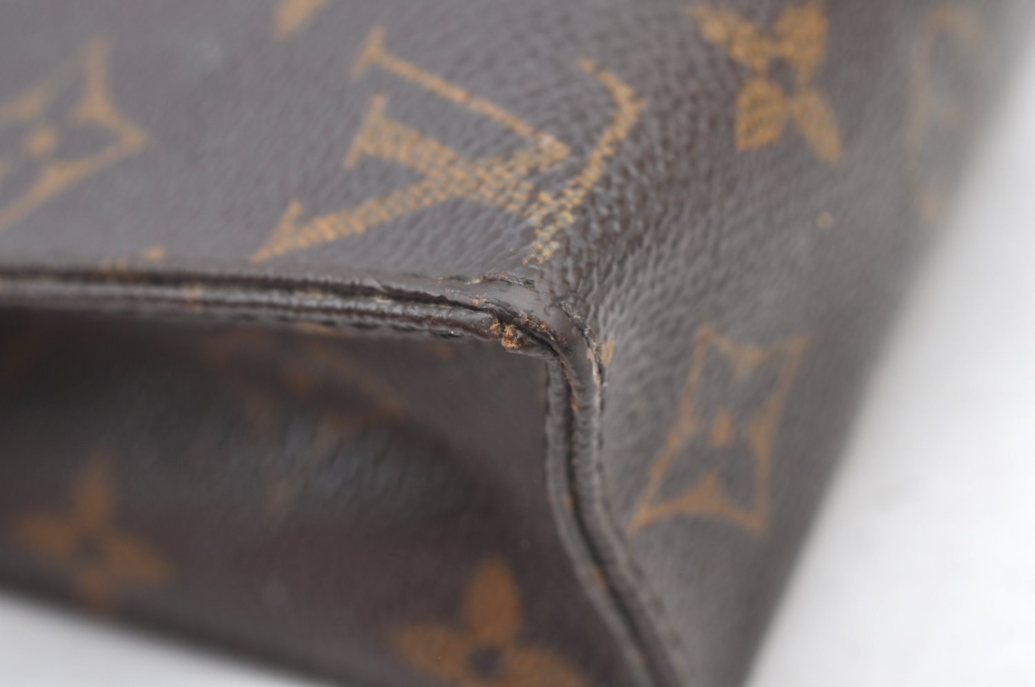 Authentic Louis Vuitton Monogram Poche Toilette 19 M47544 Cosmetics Pouch K8496