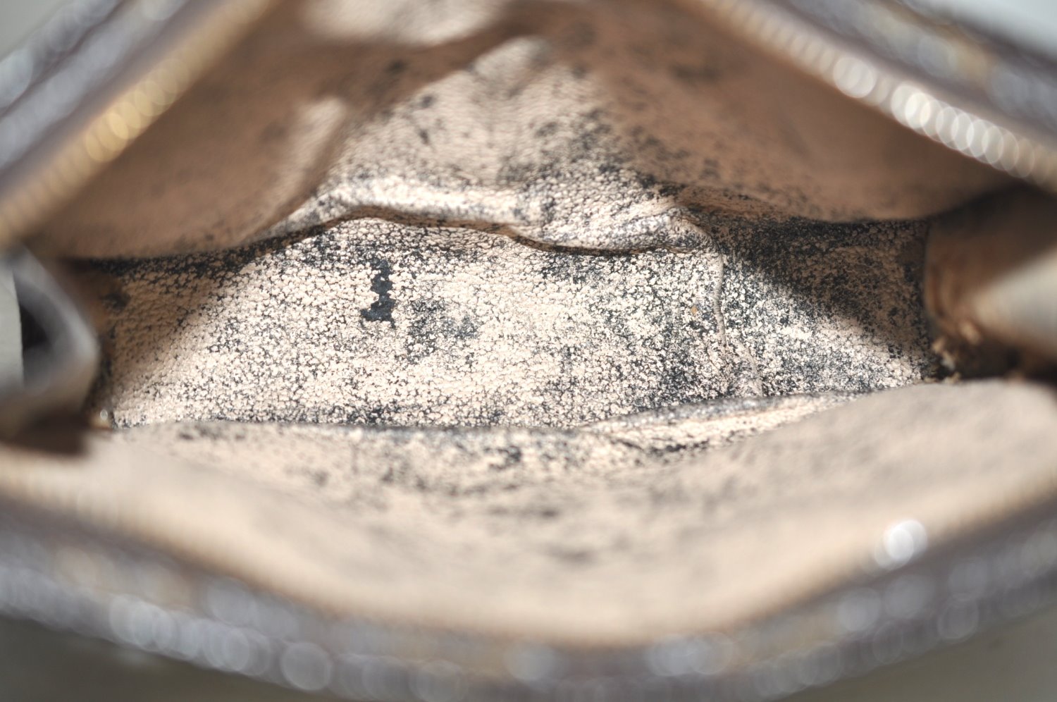 Authentic Louis Vuitton Monogram Poche Toilette 19 M47544 Cosmetics Pouch K8496