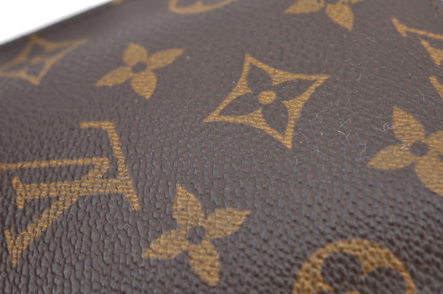 Authentic Louis Vuitton Monogram Pochette Secret M45484 Shoulder Bag Pouch K8500