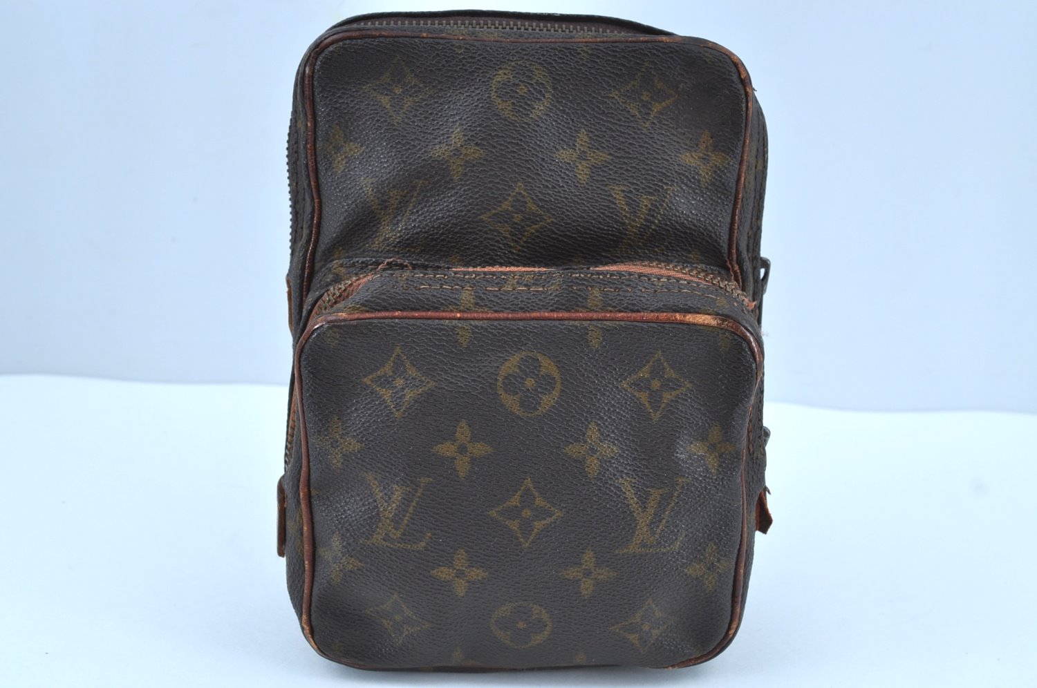 Authentic Louis Vuitton Monogram Amazone Shoulder Cross Bag Old Model Junk K8503