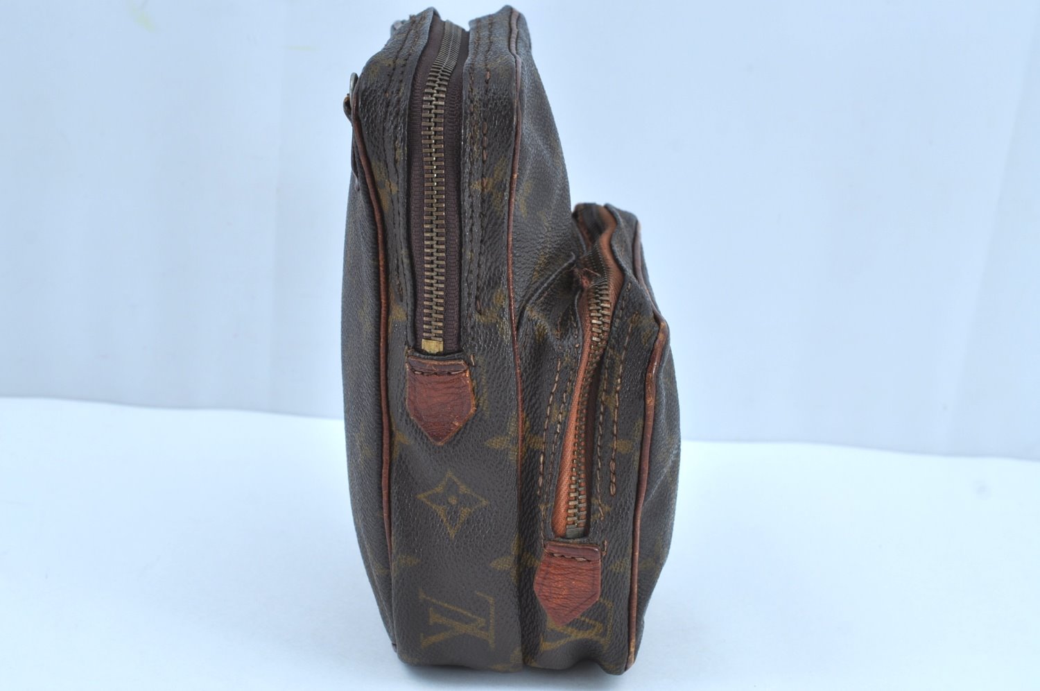 Authentic Louis Vuitton Monogram Amazone Shoulder Cross Bag Old Model Junk K8503