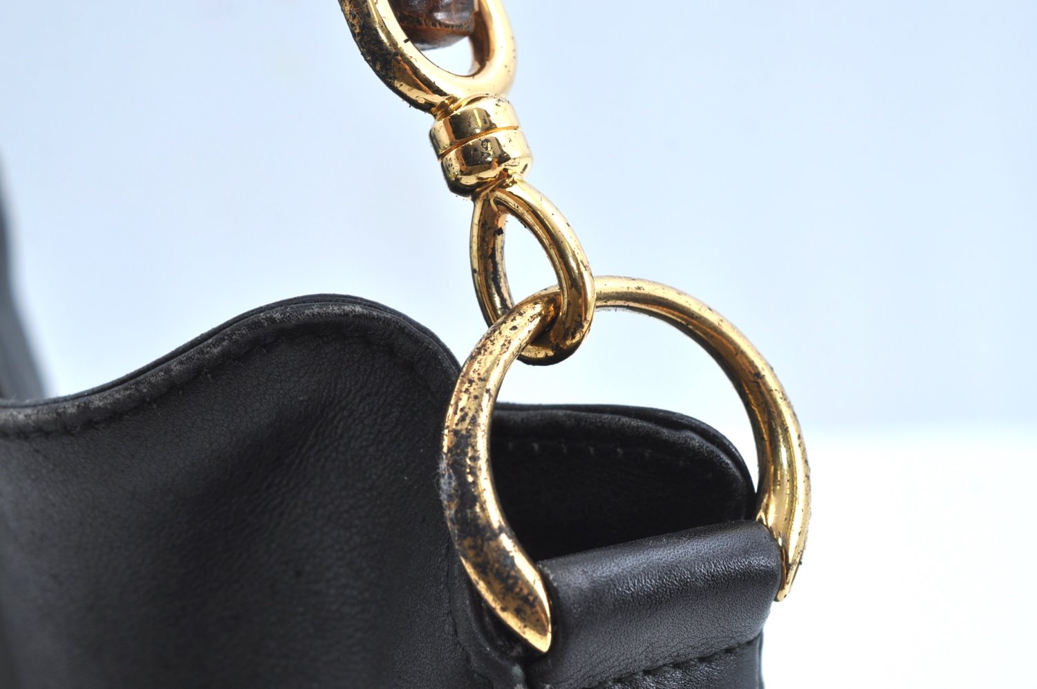 Authentic GUCCI Bamboo 2Way Shoulder Bag Leather Black Junk K8506