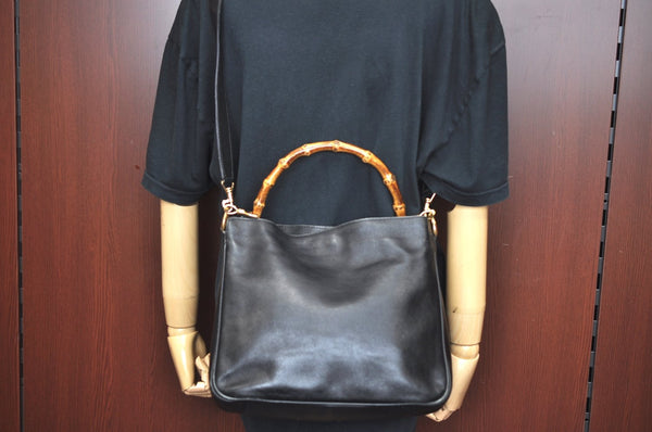 Authentic GUCCI Bamboo 2Way Shoulder Bag Leather Black Junk K8506