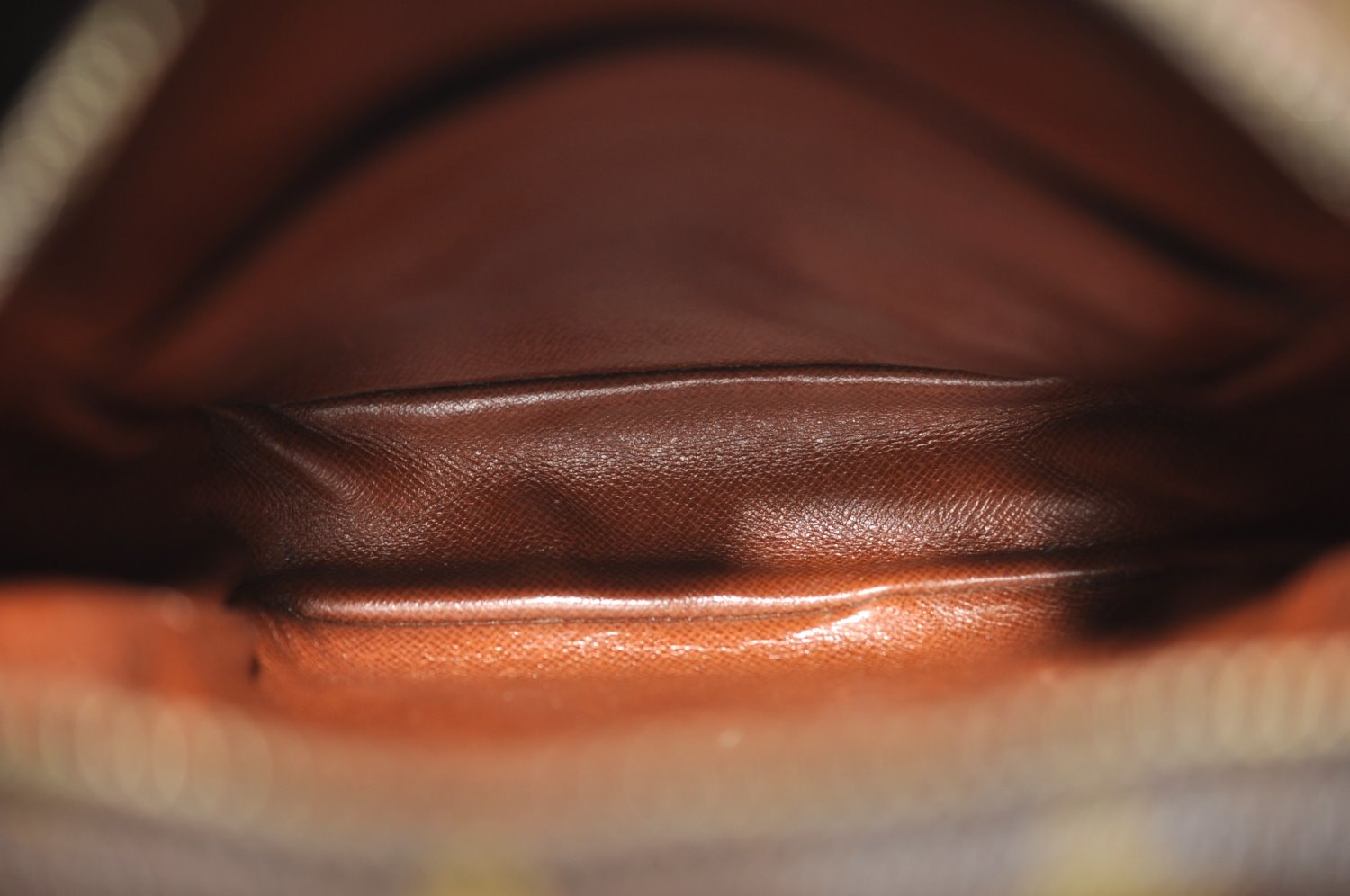 Authentic Louis Vuitton Monogram Amazone Shoulder Cross Body Bag M45236 LV K8509