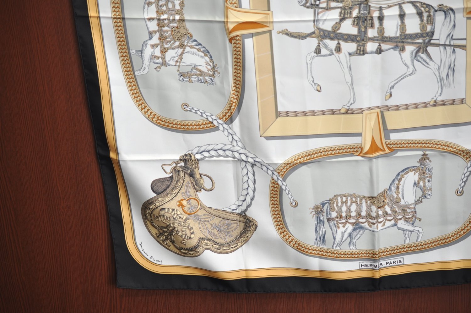 Authentic HERMES Carre 90 Scarf 