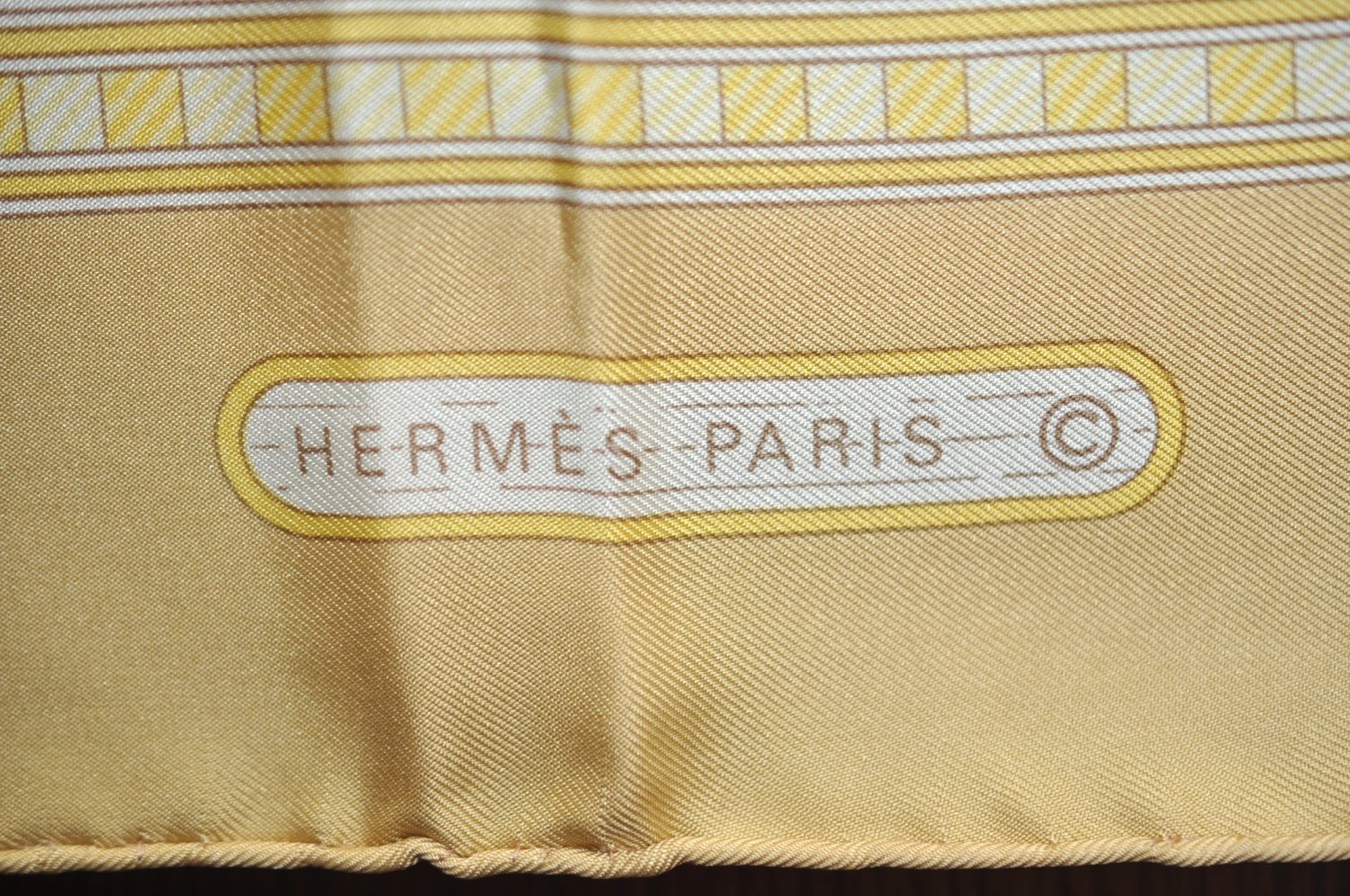 Authentic HERMES Carre 90 Scarf 