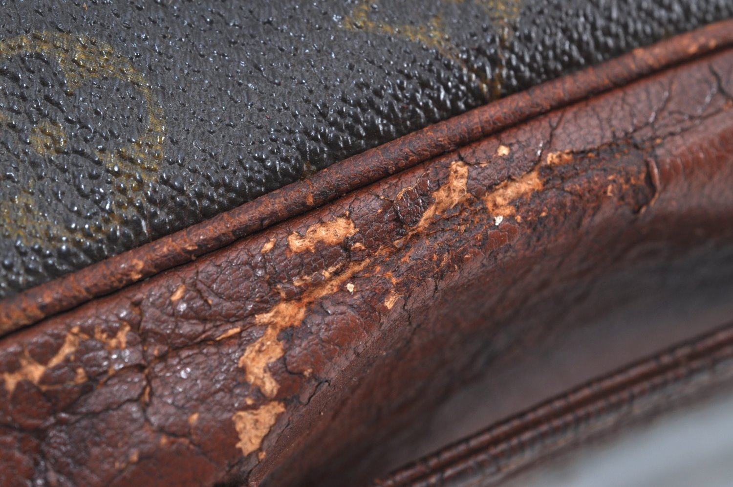 Authentic Louis Vuitton Monogram Sac Bandouliere 35 Shoulder Bag Old Model K8514