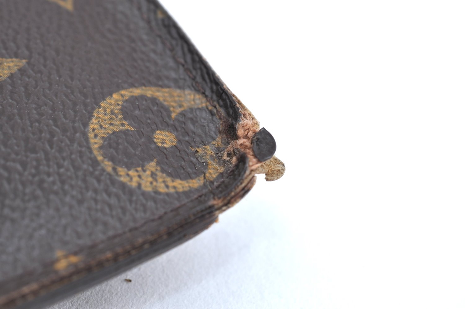 Authentic Louis Vuitton Monogram Portefeuille Marco Purse Wallet M61675 LV K8517