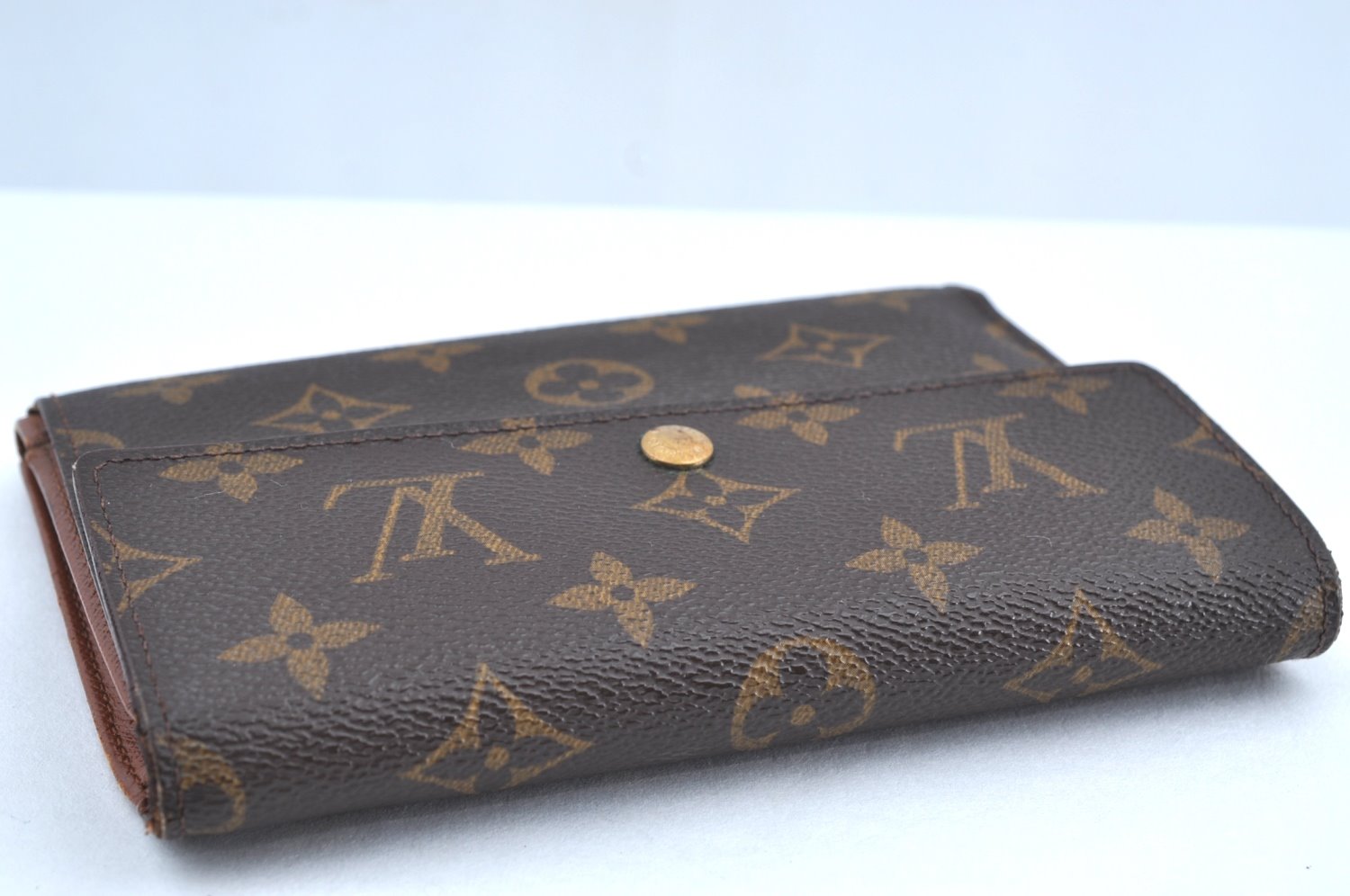 Authentic Louis Vuitton Monogram Porte Tresor Etui Papier Wallet M61202 LV K8519