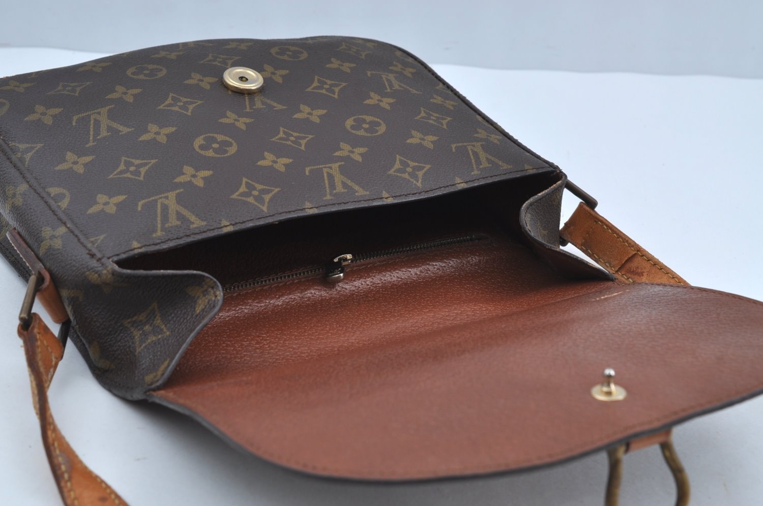 Auth Louis Vuitton Monogram Saint Cloud GM Shoulder Cross Bag Old Model K8521