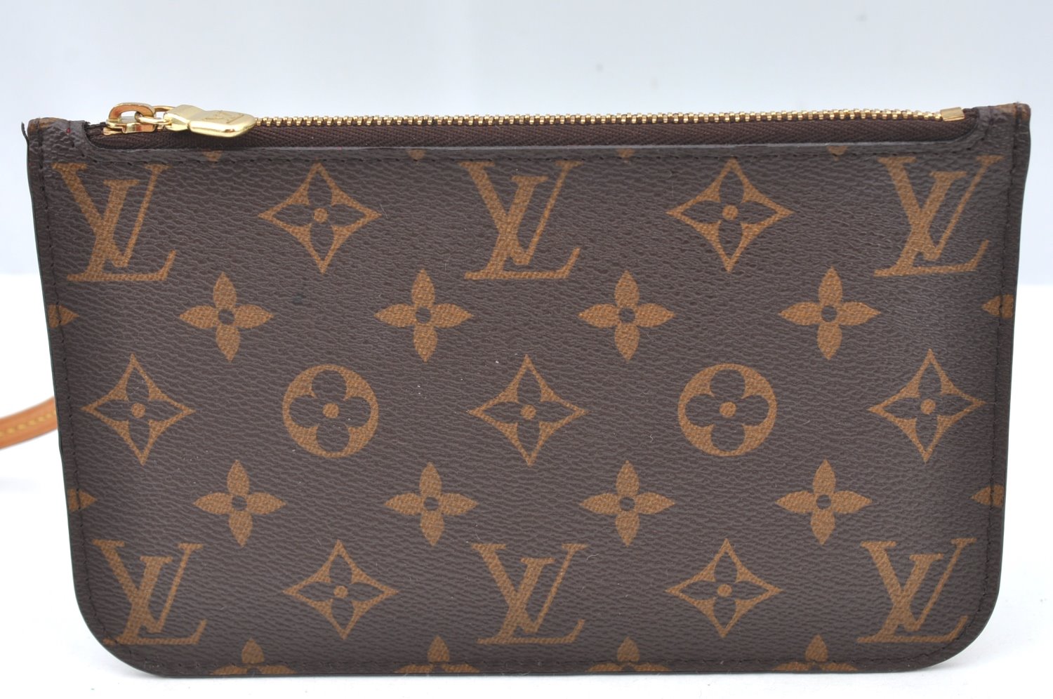 Authentic Louis Vuitton Monogram Neverfull Pouch Purse Clutch Bag LV K8552