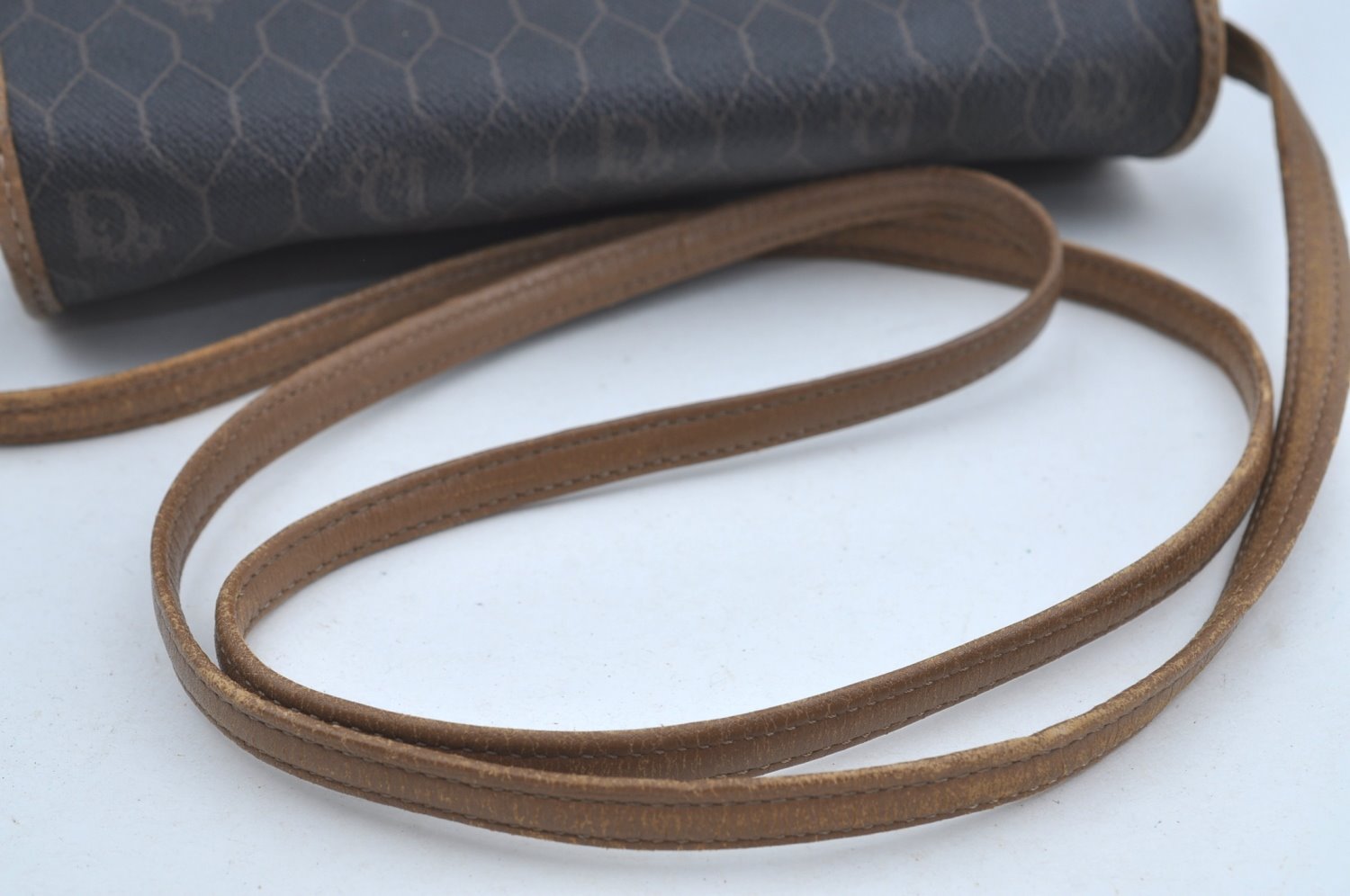 Authentic Christian Dior Honeycomb Shoulder Cross Bag PVC Leather Black K8567