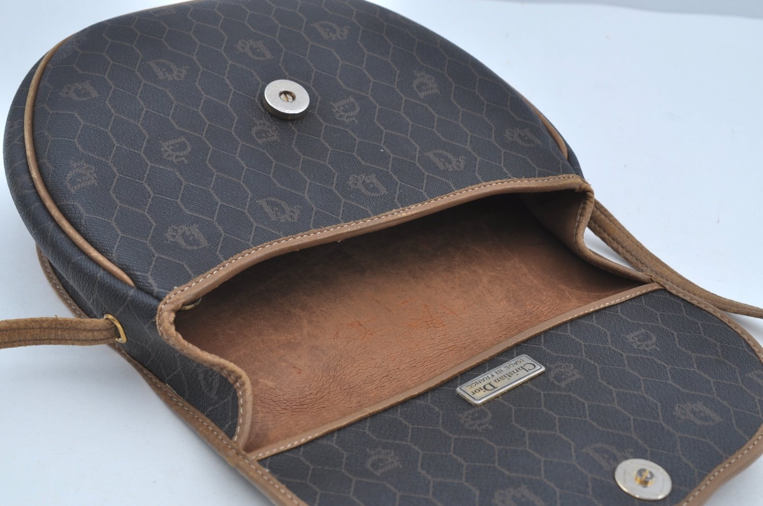 Authentic Christian Dior Honeycomb Shoulder Cross Bag PVC Leather Black K8567