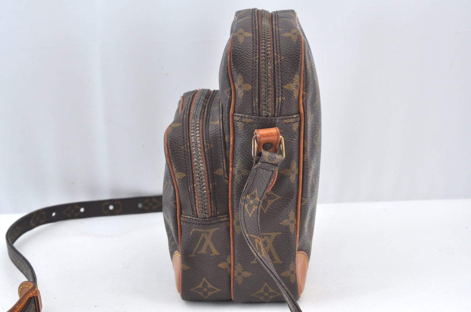 Authentic Louis Vuitton Monogram Amazone Shoulder Cross Body Bag M45236 LV K8571