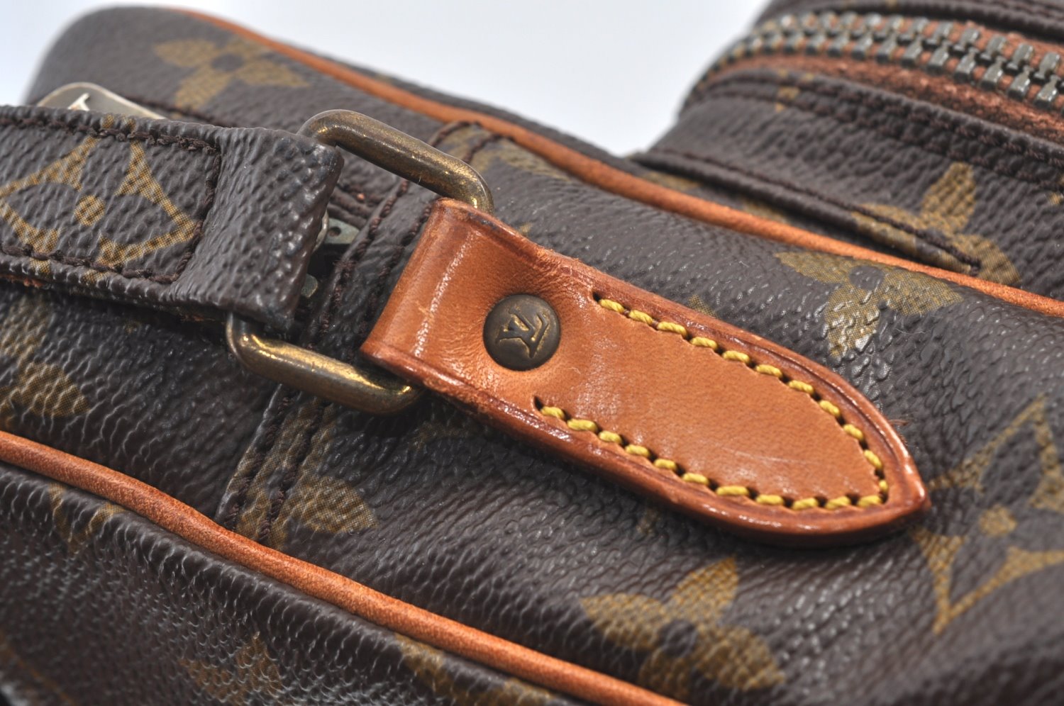 Authentic Louis Vuitton Monogram Amazone Shoulder Cross Body Bag M45236 LV K8571