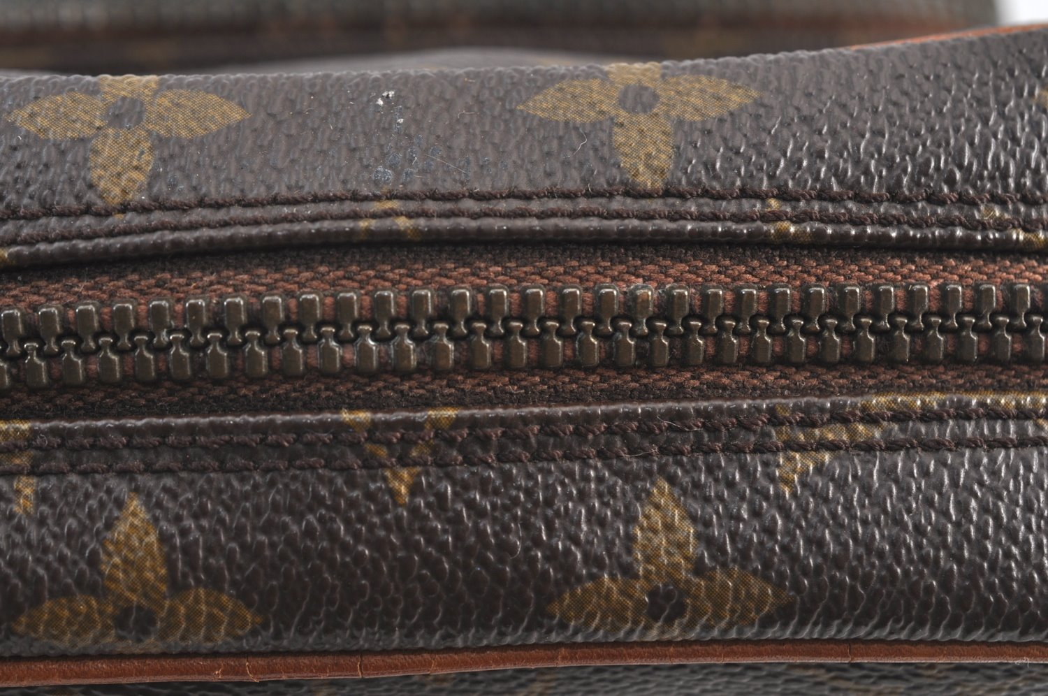 Authentic Louis Vuitton Monogram Amazone Shoulder Cross Body Bag M45236 LV K8571