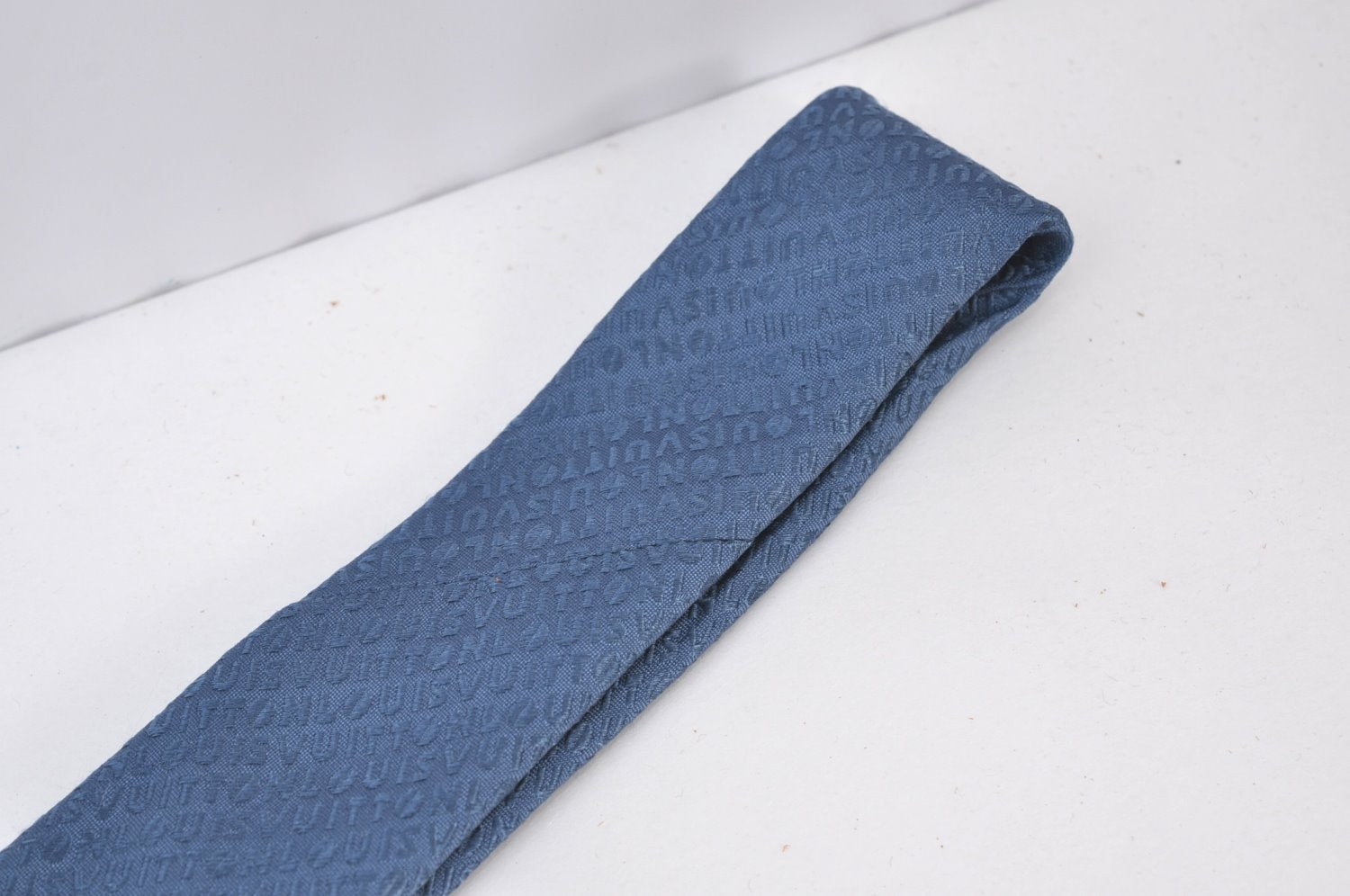 Authentic Louis Vuitton Vintage Logo Necktie Tie Silk Blue LV K8572